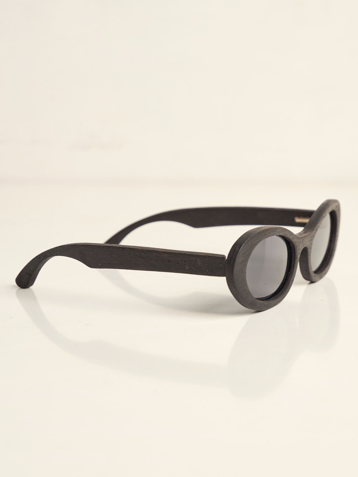 Waridi Ebonized Modo Sunglasses