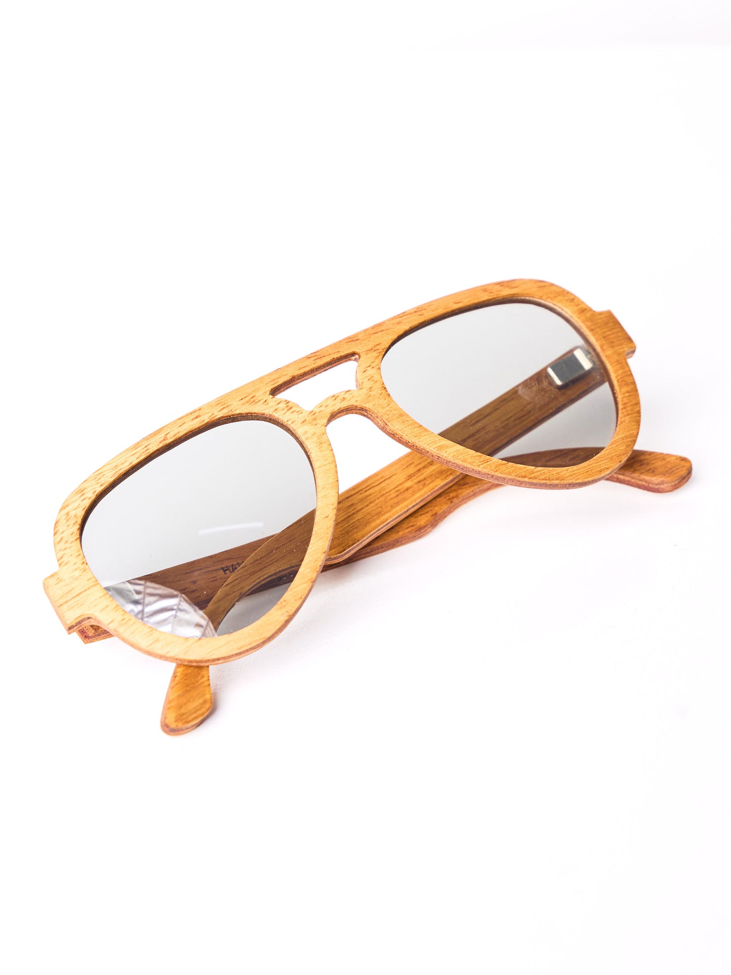 Waridi Tai sunglasses -Mvule wood