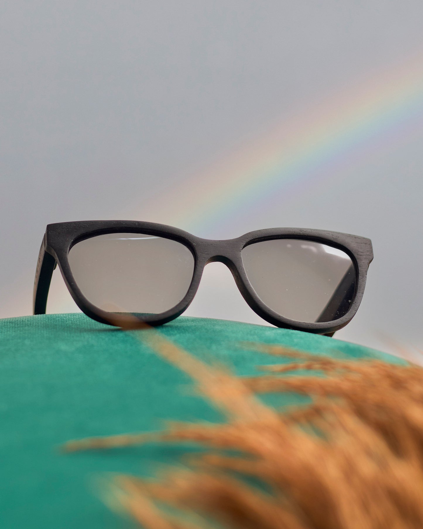 Waridi Ebonized Kasa Sunglasses