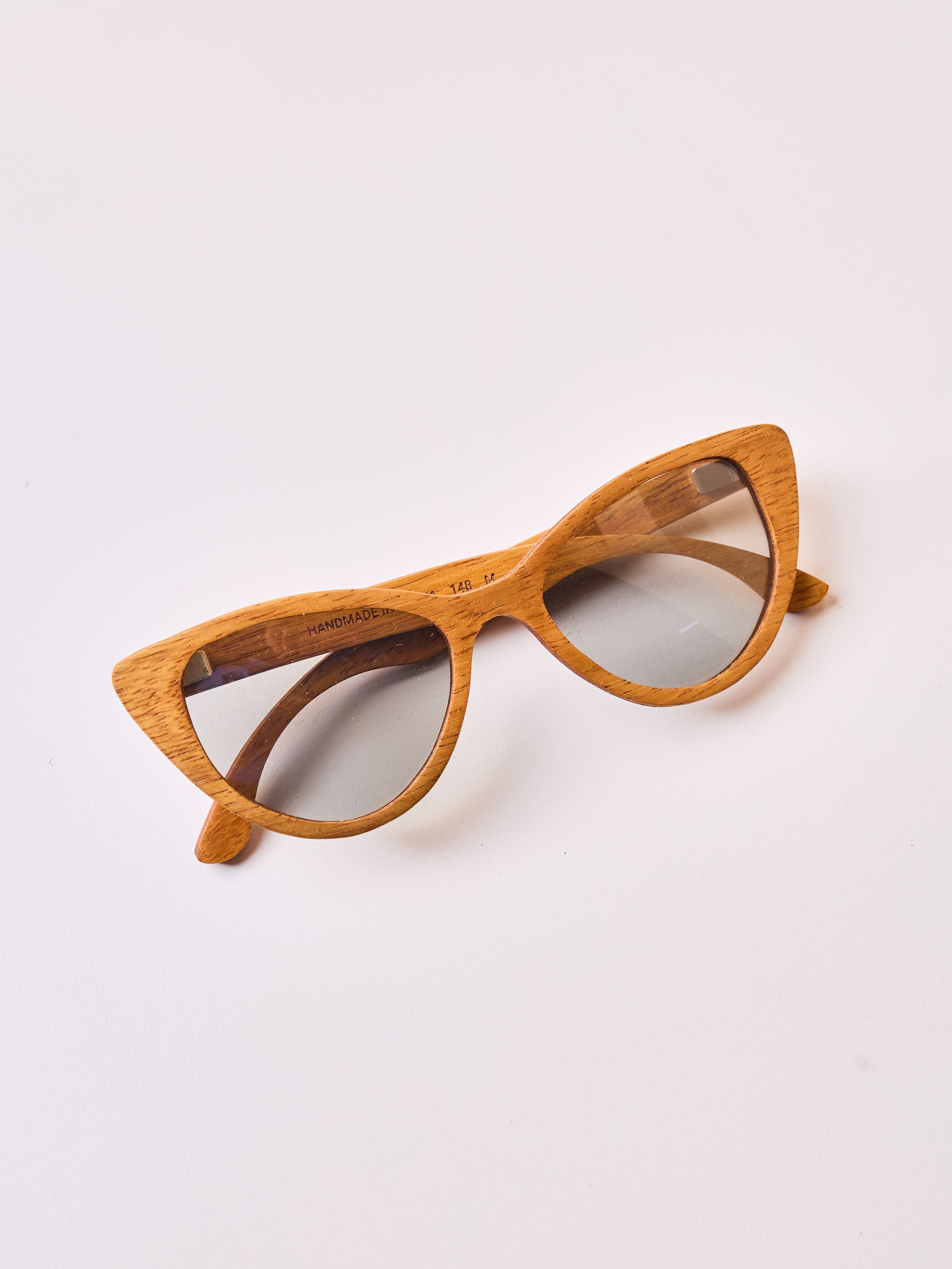Waridi Paka Sunglasses - Mvule wood