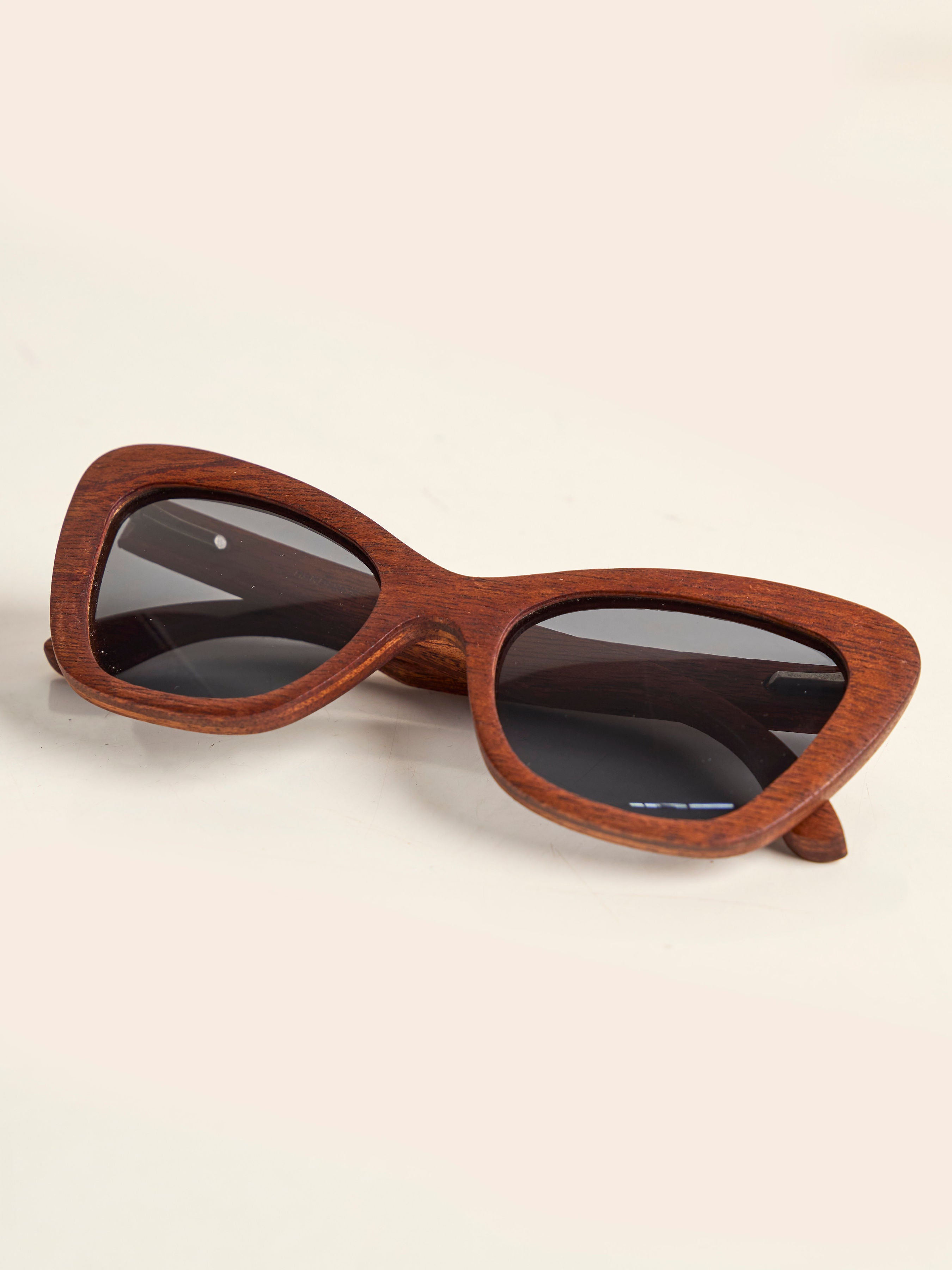 Waridi Kipepeo Sunglasses- Mvule Wood