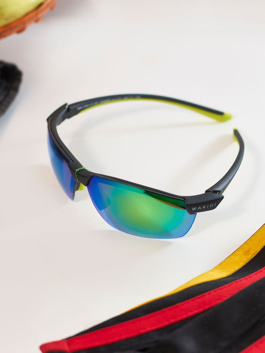 Waridi Sleek green sunglasses