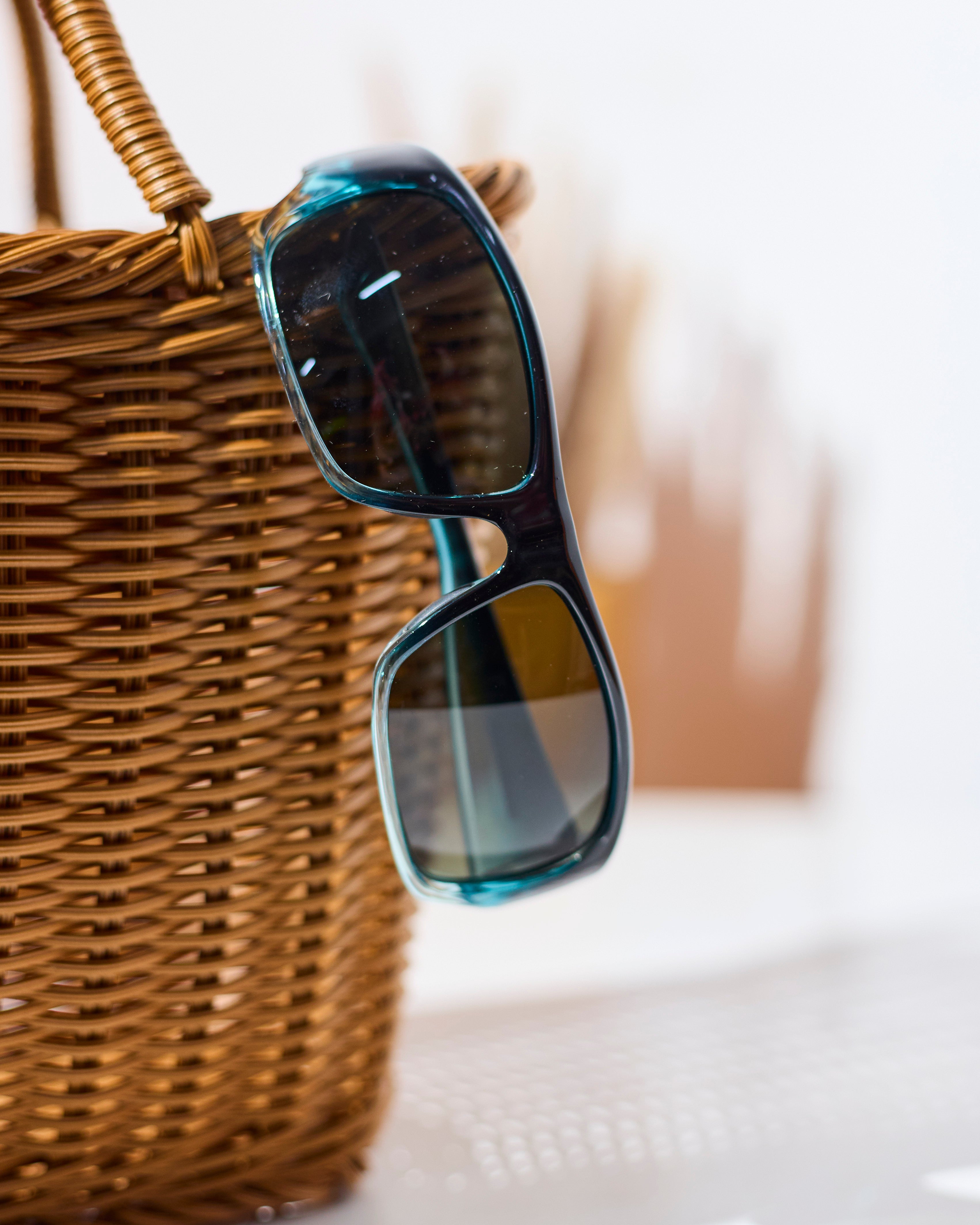 Waridi Kipeo Aqua Sunglasses