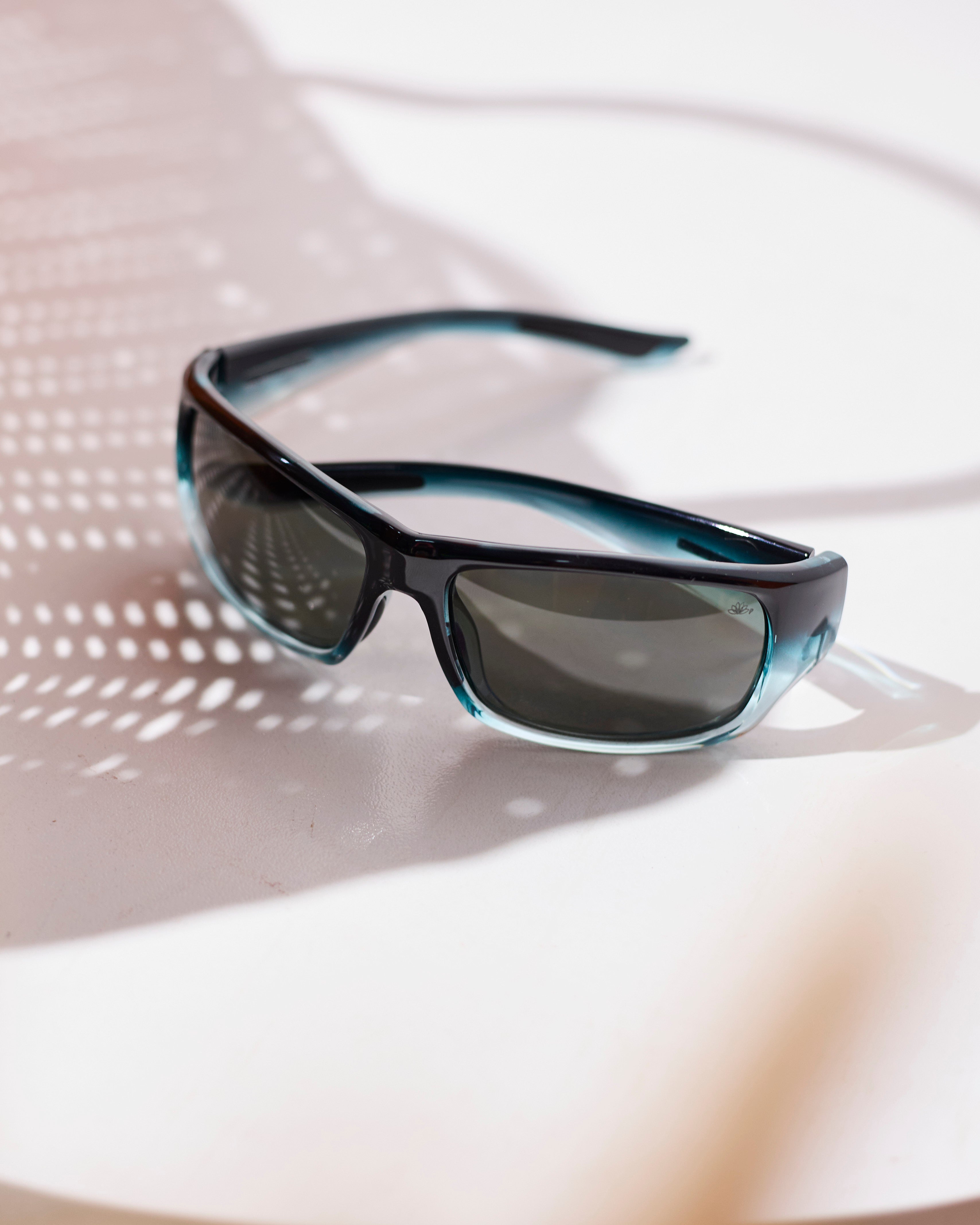 Waridi Kipeo Aqua Sunglasses