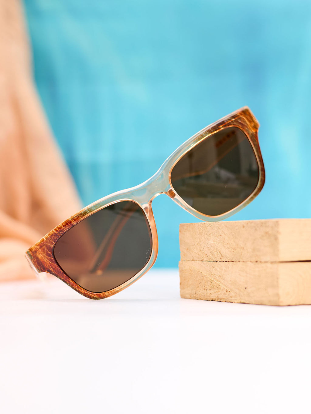 Waridi Nyasibahari Light Brown Sunglasses