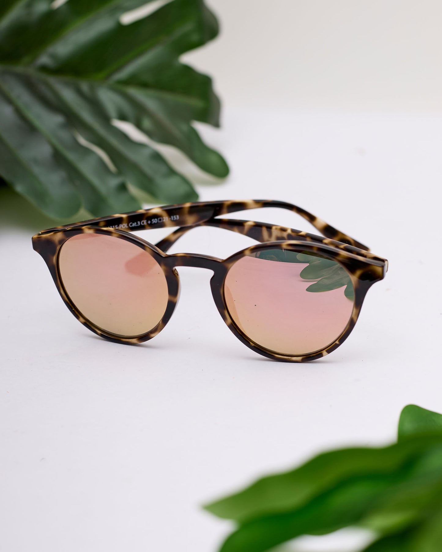 Waridi Chuichui Sunglasses
