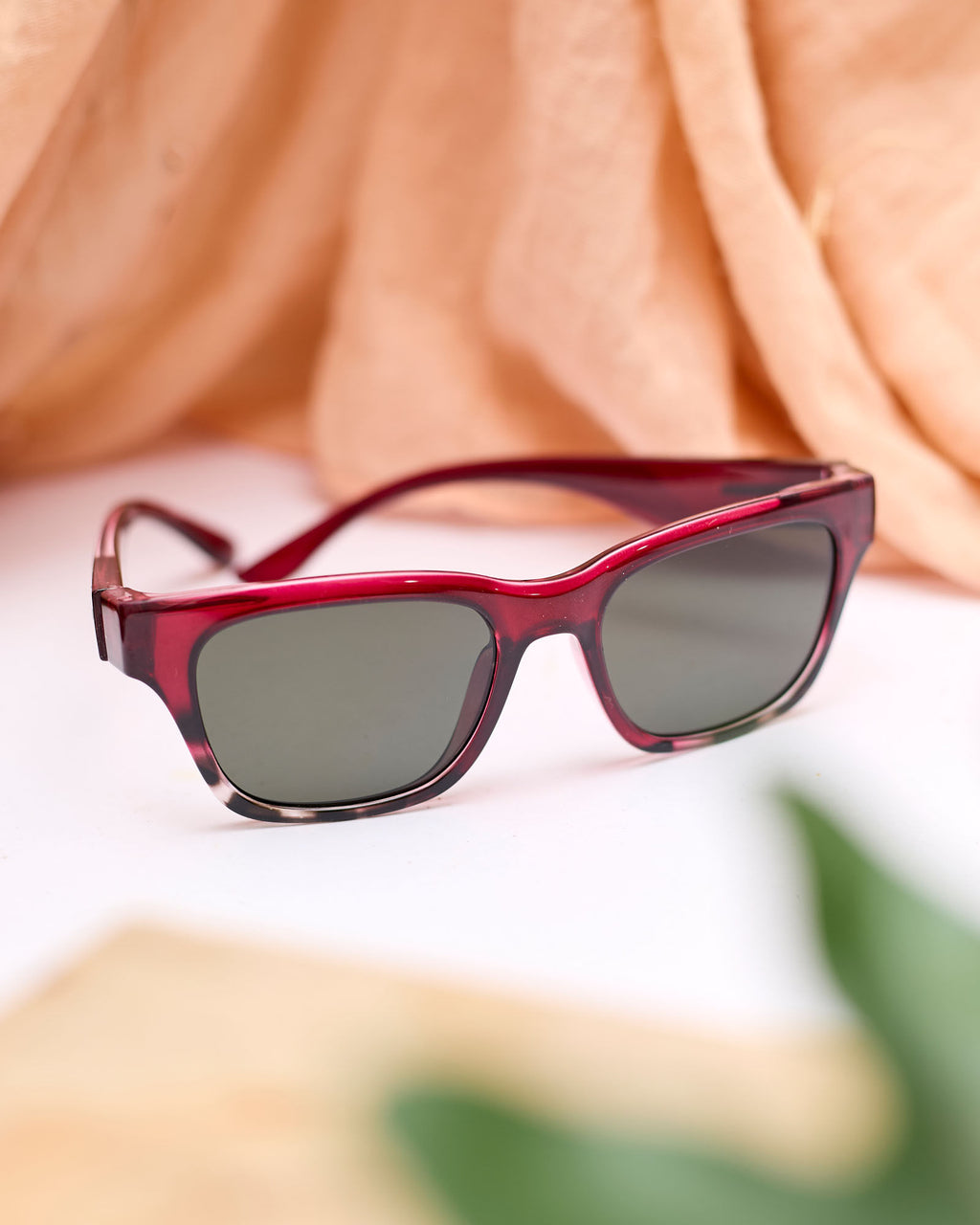 Waridi  Nyasibahari Maroon Sunglasses