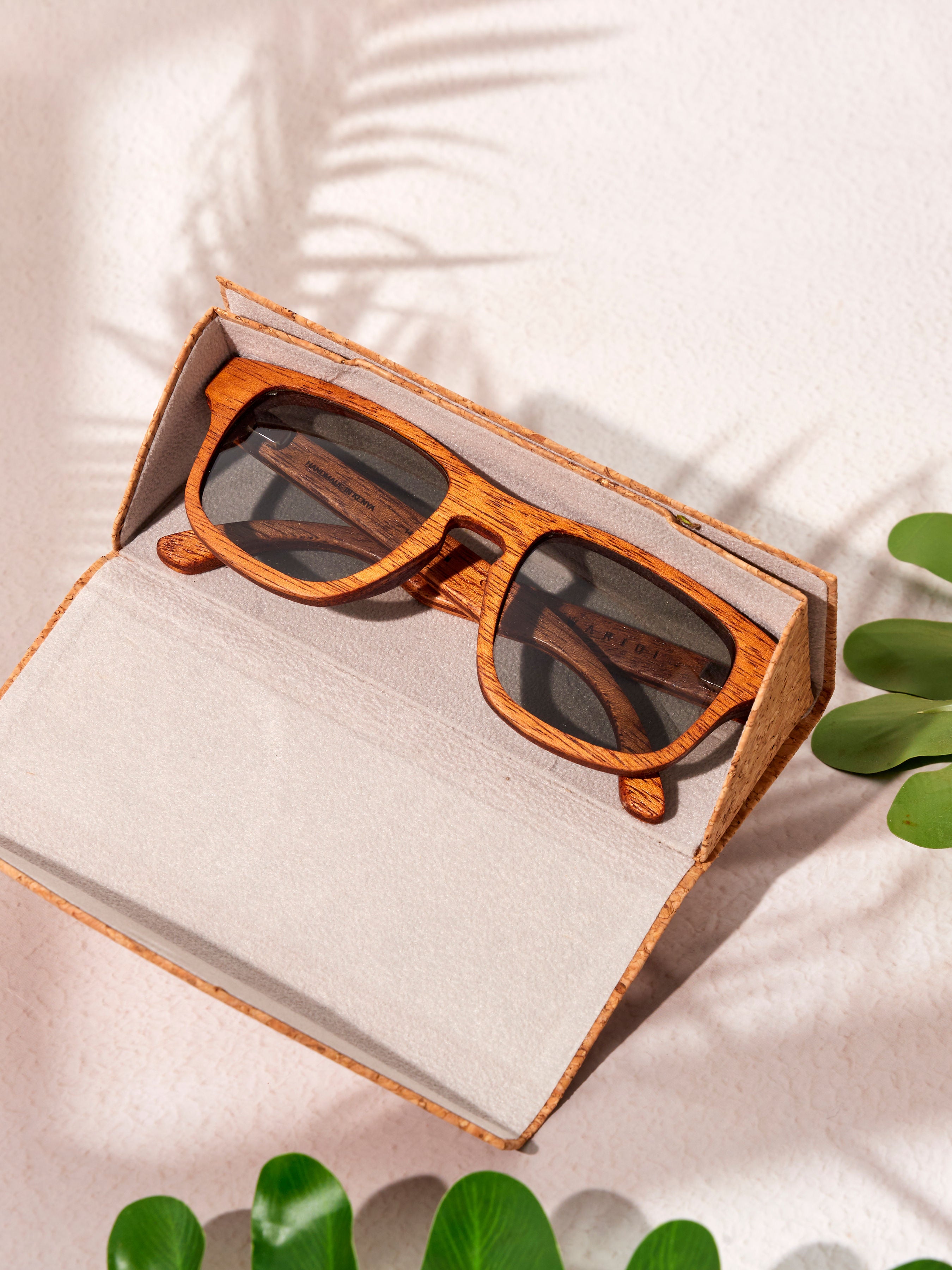 Waridi Bongo Sunglasses- Mahogany wood