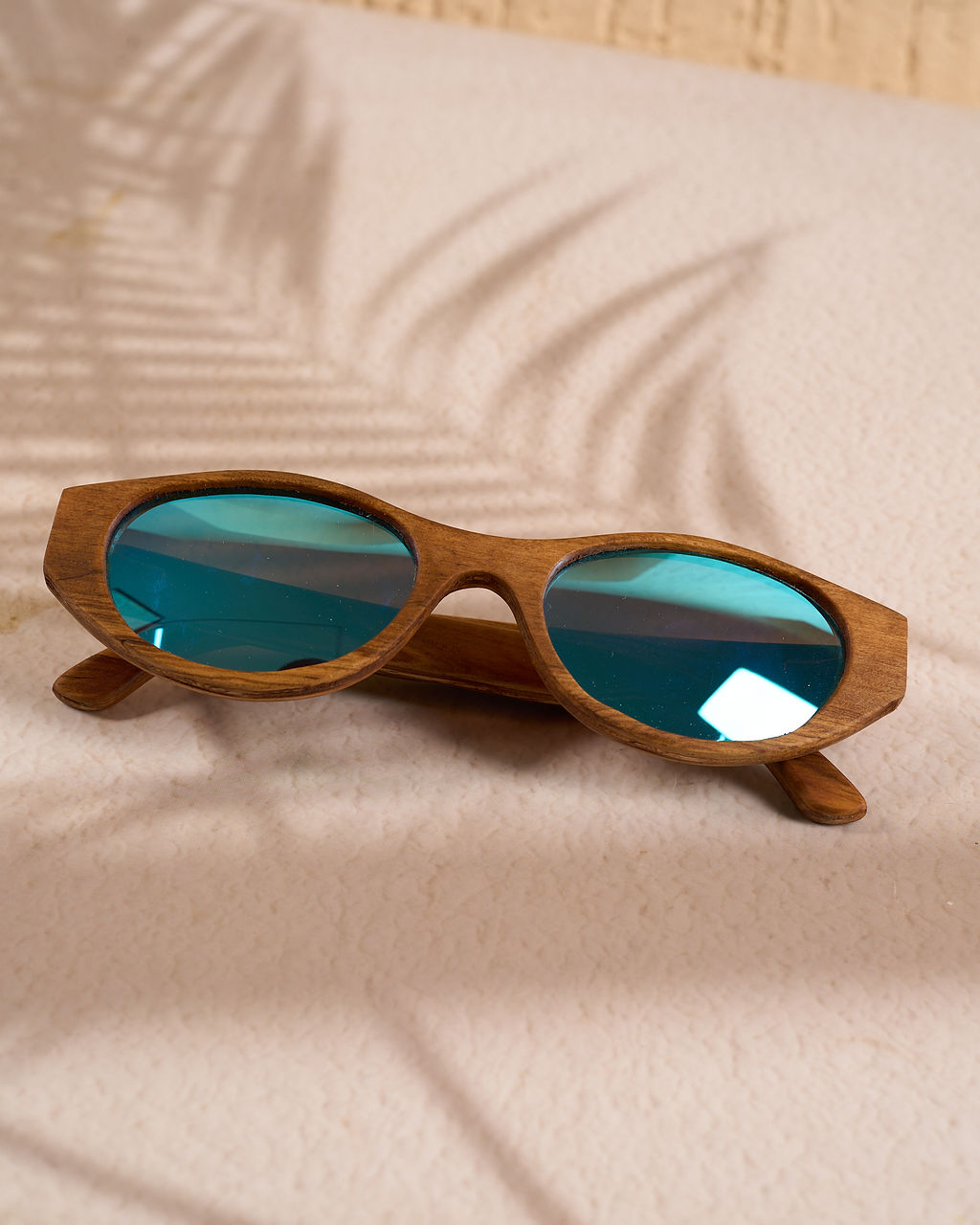 Waridi Duara Wooden Sunglasses
