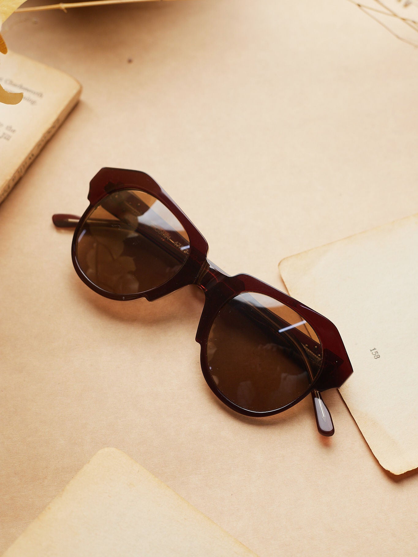Waridi Round Brown