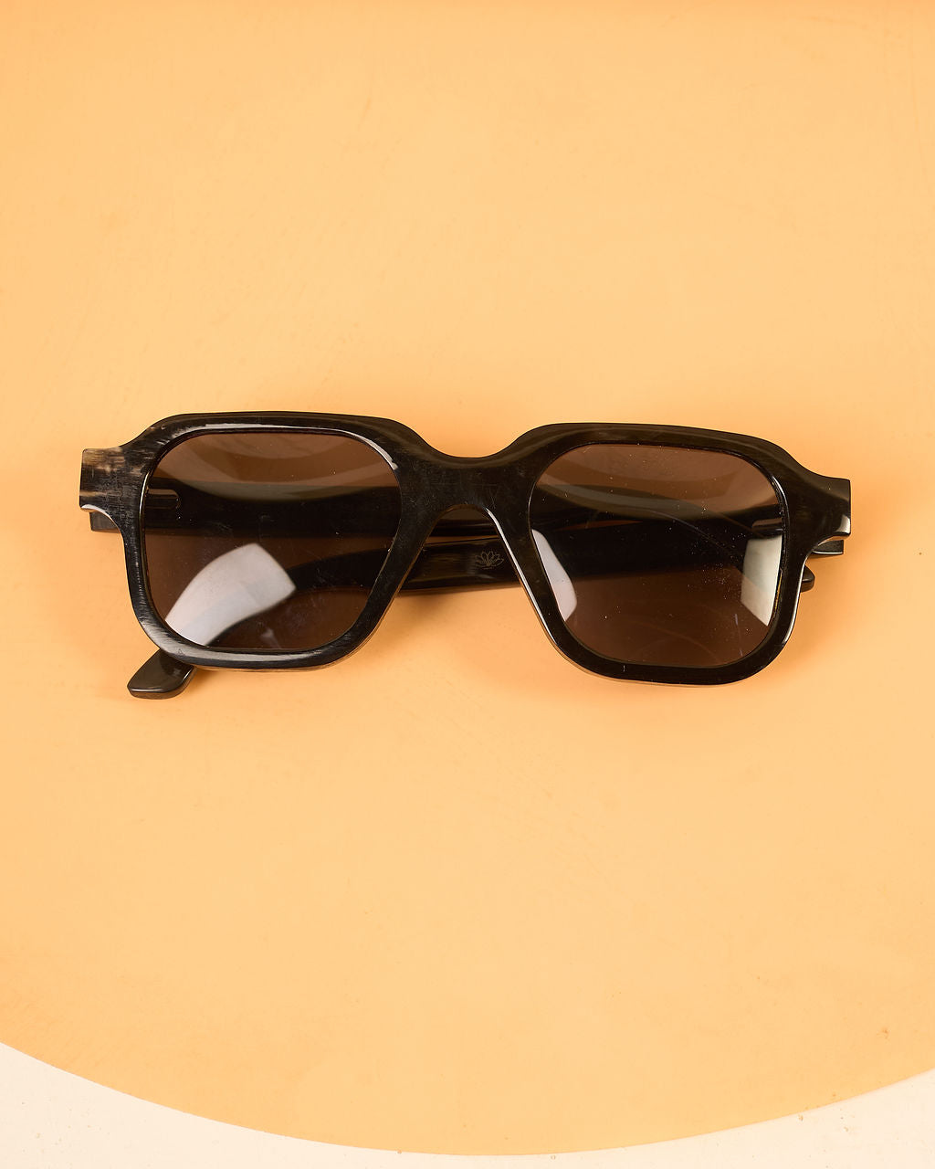 Waridi Mstatili cowhorn Sunglasses-Dark Color